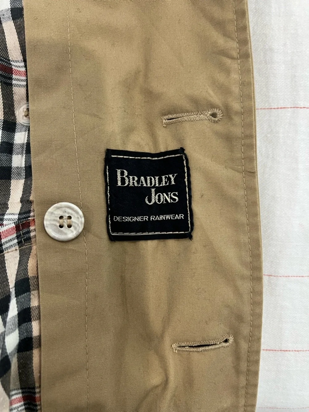Bradley Jons trench coat - Picture 7 of 8